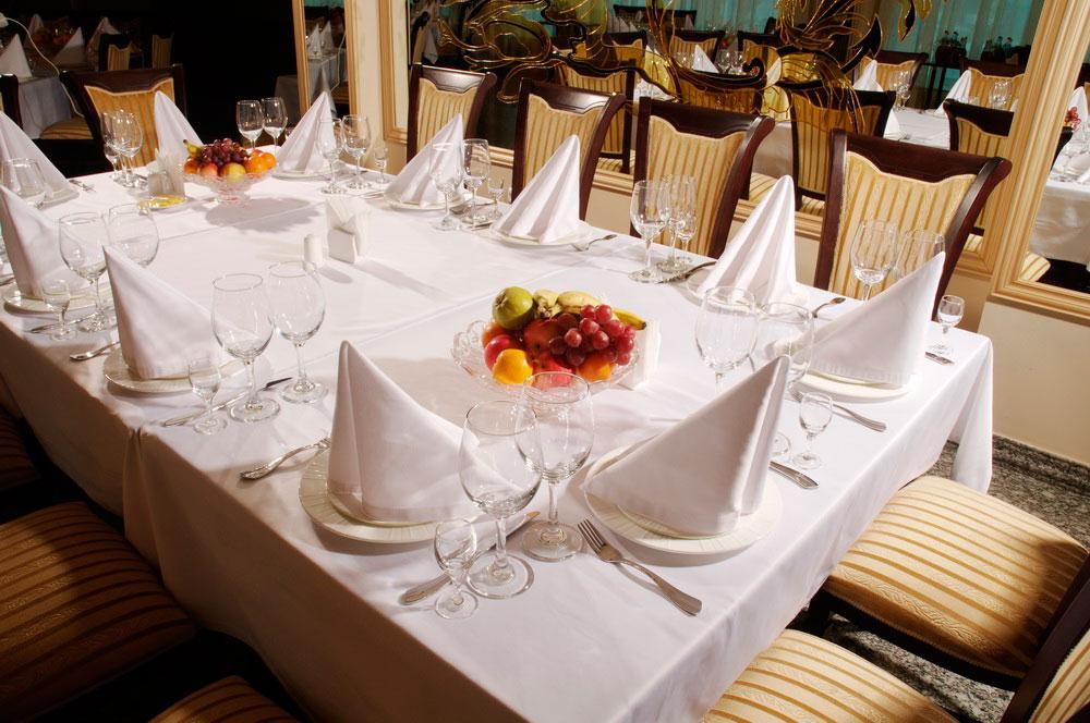 Royal Palace Hotel Alma-Ata Restaurant foto
